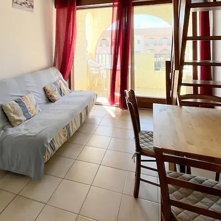 T2 Avec Mezzanine Et Parking Au Barcares - Fr-1-529-34 *